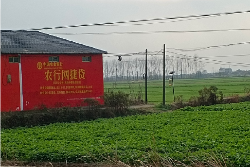 平湖如何防止墙体广告褪色呢？