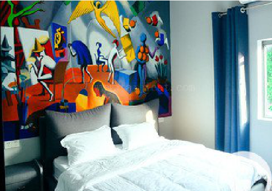 平湖对于酒店的墙体彩绘而言更注重哪些方面？