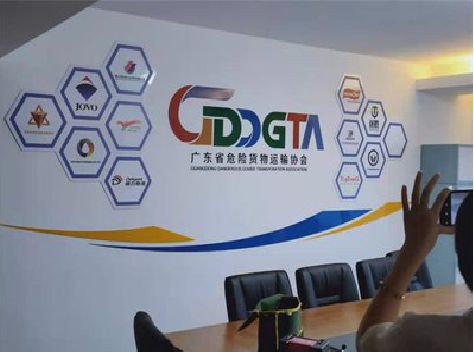 平湖公司走廊文化墙如何设计布置？